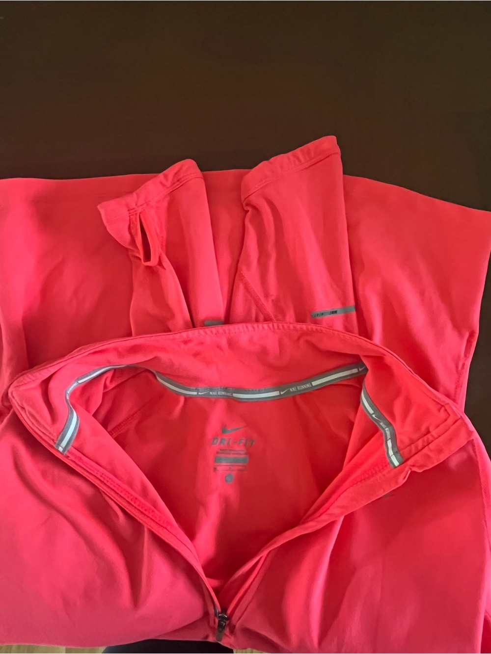 Women’s medium Nike Swift Dri-FIT UV Running Top - Picture 3 of 5